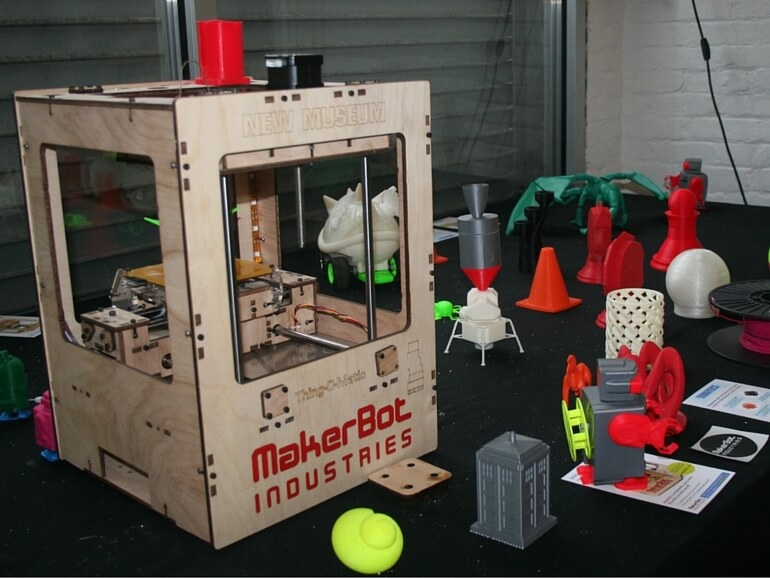 MakerBot 3D printer and printed objects